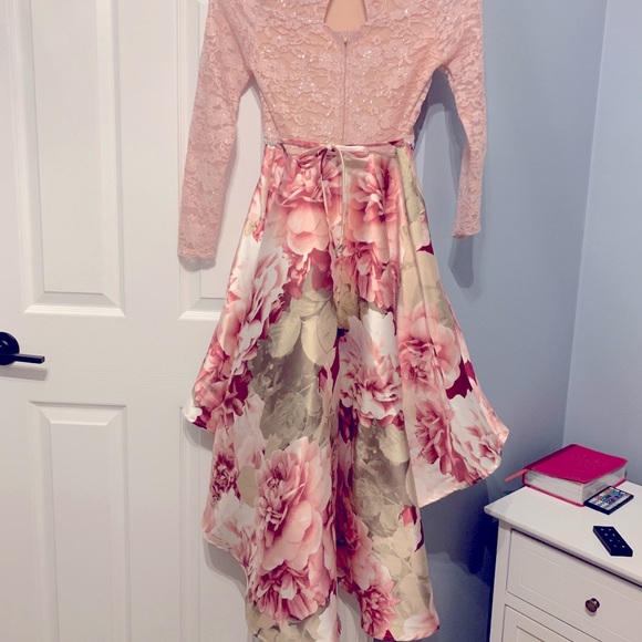 Girls size 14 Formal Dress - Picture 2 of 3